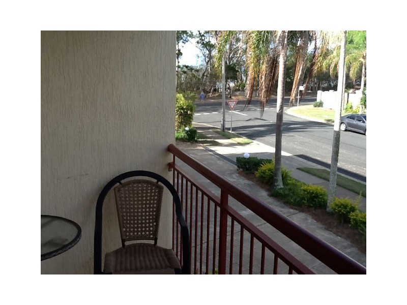 3/457 ESPLANADE, Torquay QLD 4655