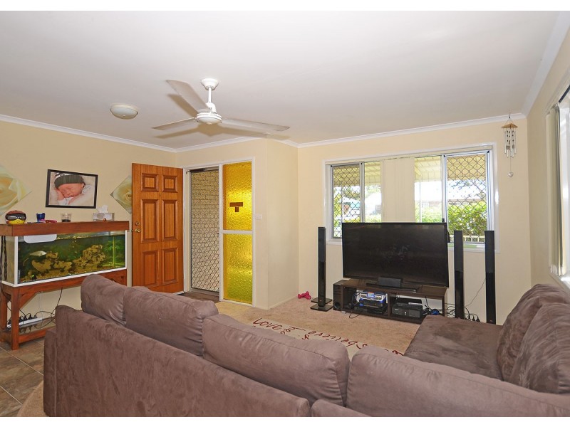 8 Turrum Street, Scarness QLD 4655