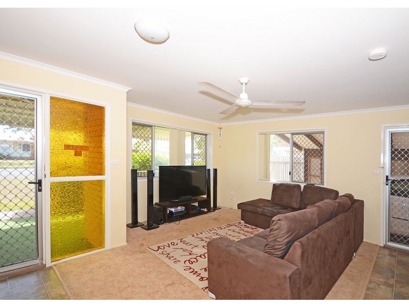 8 Turrum Street, Scarness QLD 4655