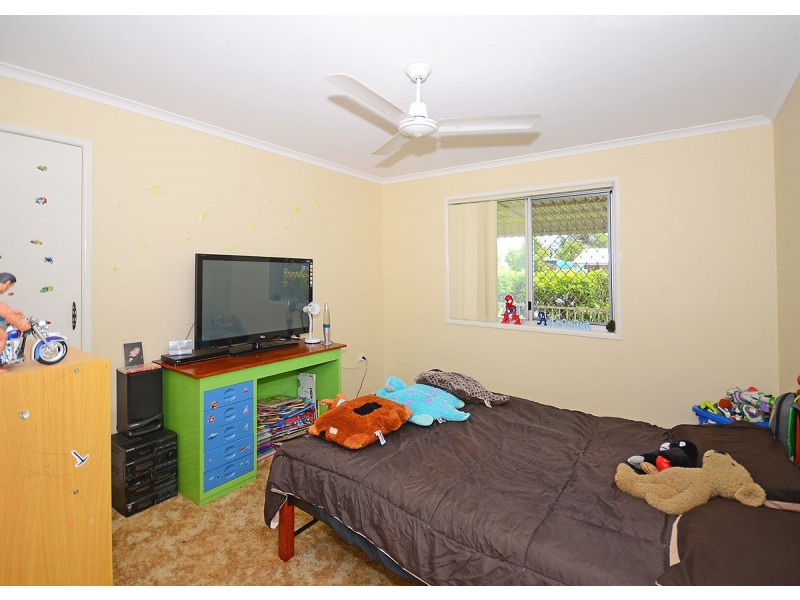 8 Turrum Street, Scarness QLD 4655