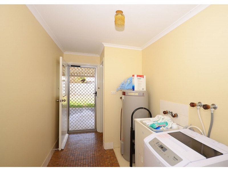 8 Turrum Street, Scarness QLD 4655