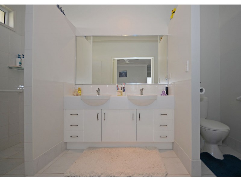3 Lancaster Circuit, Urraween QLD 4655