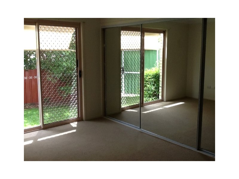 3 LYGON CRT, Urraween QLD 4655