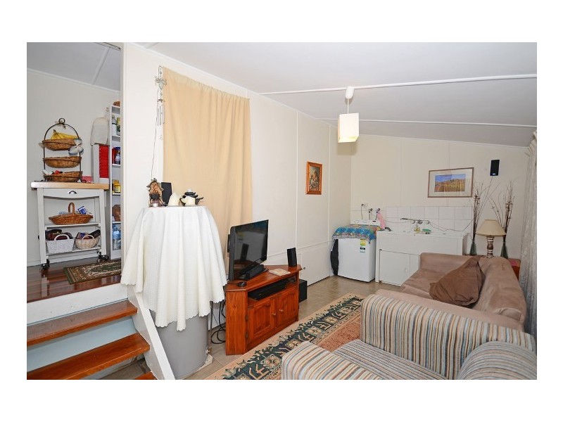 41 Beach Road, Pialba QLD 4655