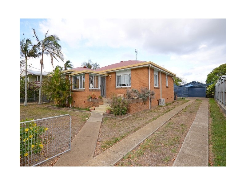 41 Beach Road, Pialba QLD 4655