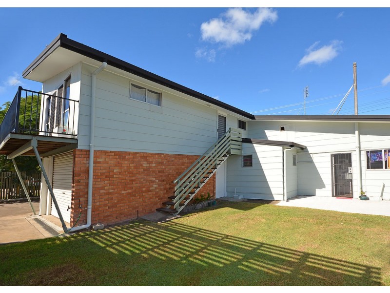 1/404 Esplanade, Torquay QLD 4655