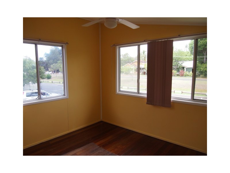 1/404 Esplanade, Torquay QLD 4655