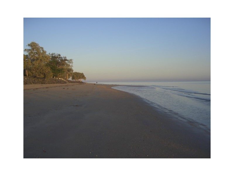 1/404 Esplanade, Torquay QLD 4655