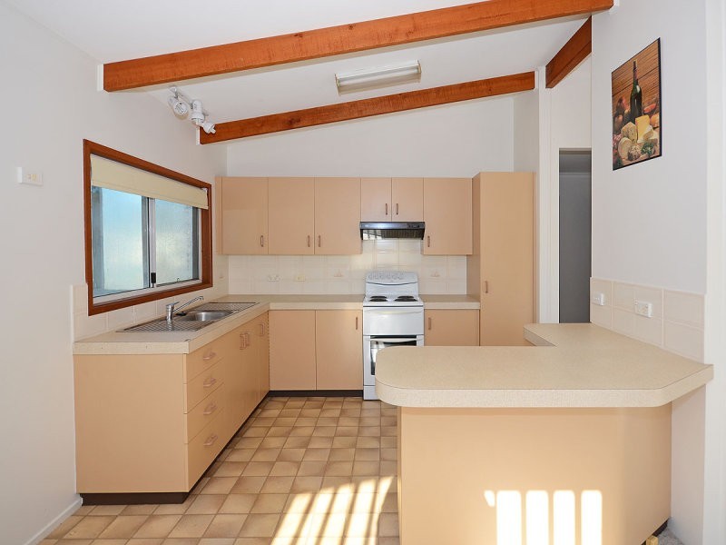 88 Cherry Street, Eli Waters QLD 4655