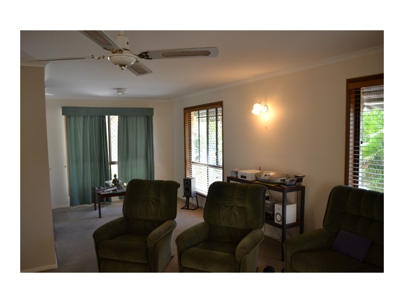 22 John Street, Scarness QLD 4655