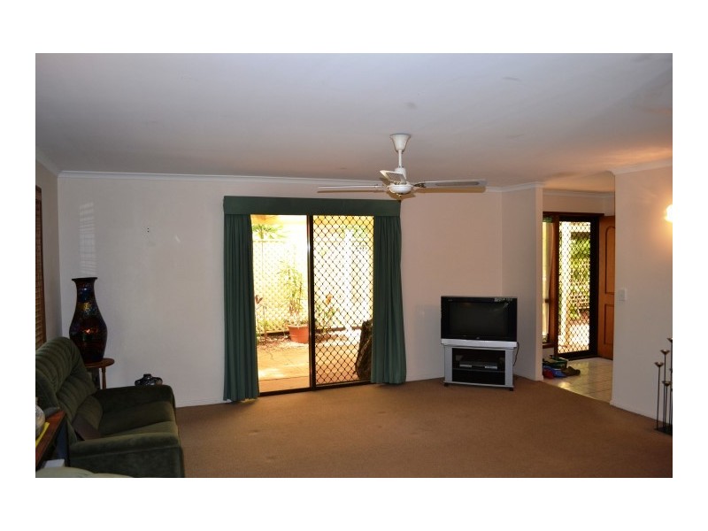 22 John Street, Scarness QLD 4655