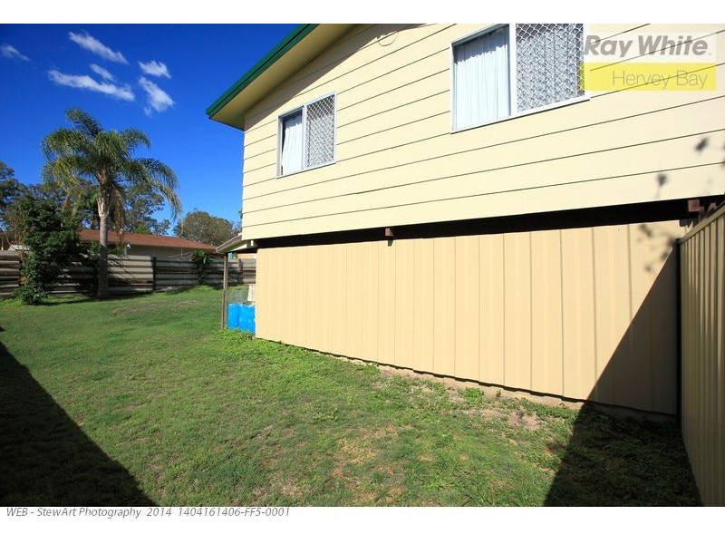 33 Saunders Street, Point Vernon QLD 4655