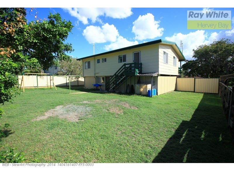 33 Saunders Street, Point Vernon QLD 4655