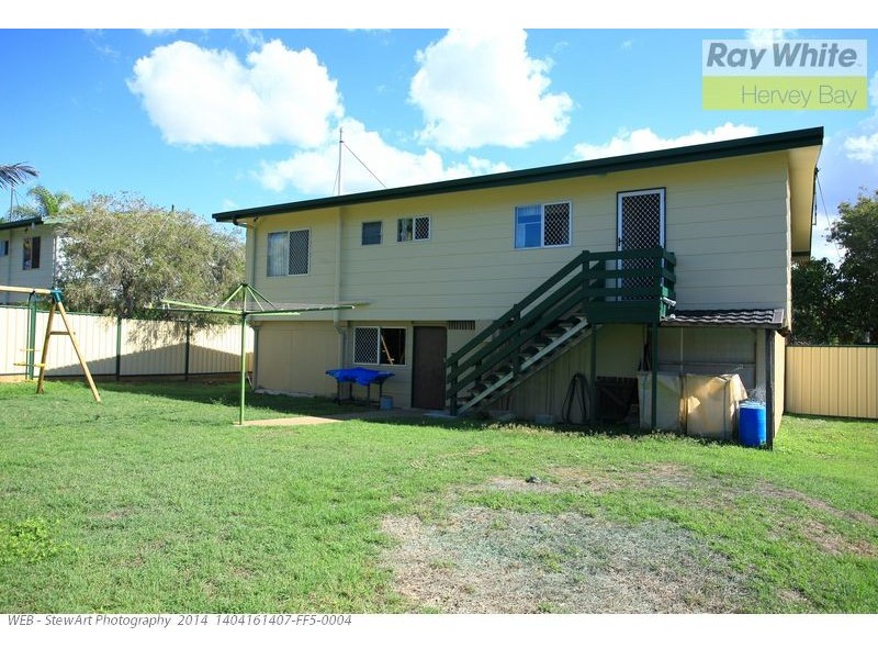 33 Saunders Street, Point Vernon QLD 4655