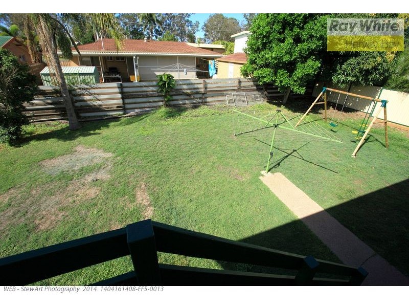 33 Saunders Street, Point Vernon QLD 4655