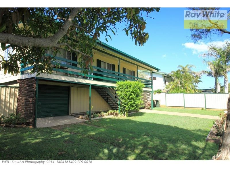 33 Saunders Street, Point Vernon QLD 4655