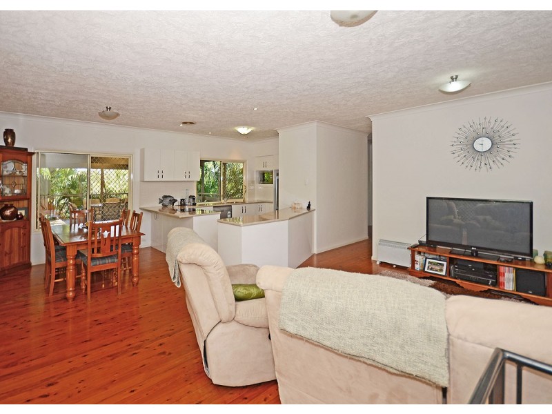 20 Oslove Drive, Booral QLD 4655