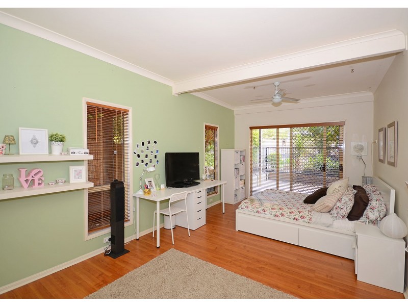 20 Oslove Drive, Booral QLD 4655