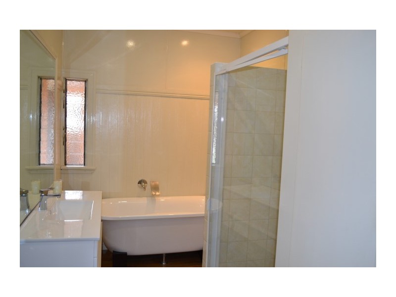 27 Errol Street, Maryborough QLD 4650