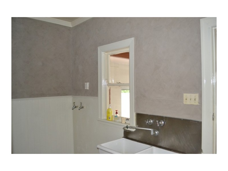 27 Errol Street, Maryborough QLD 4650