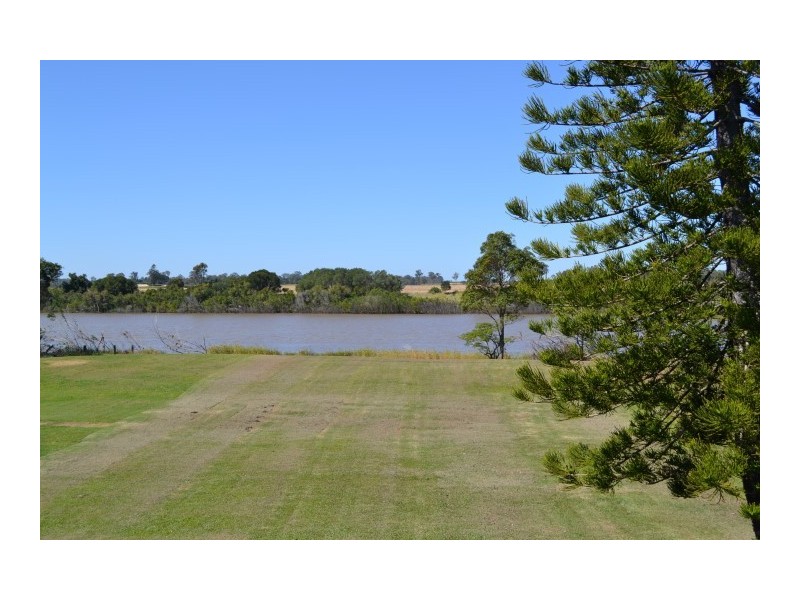 27 Errol Street, Maryborough QLD 4650