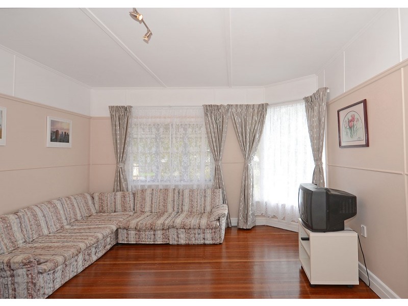 125 Pulgul Street, Urangan QLD 4655
