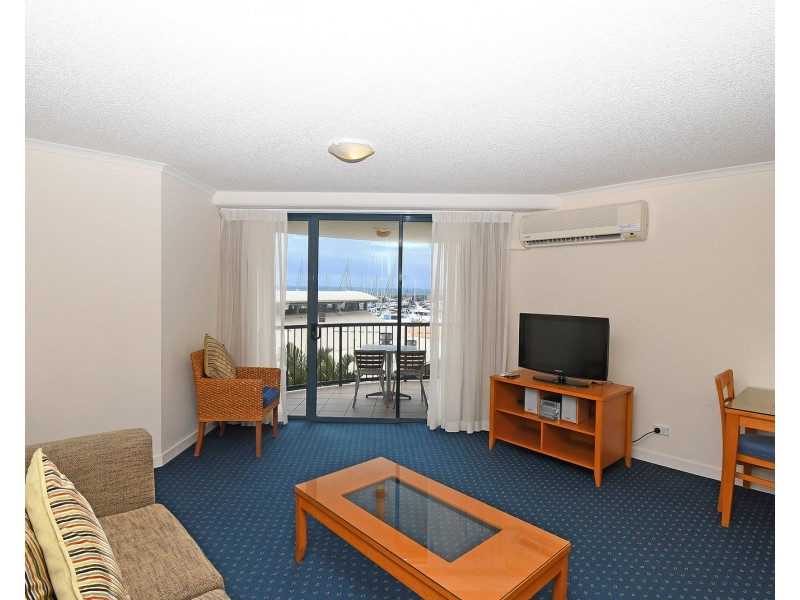 Unit 301 Mantra Resort, Buccaneer Drive, Urangan QLD 4655