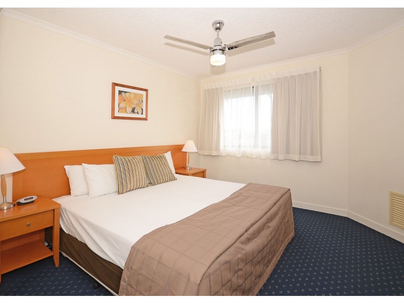 Unit 301 Mantra Resort, Buccaneer Drive, Urangan QLD 4655