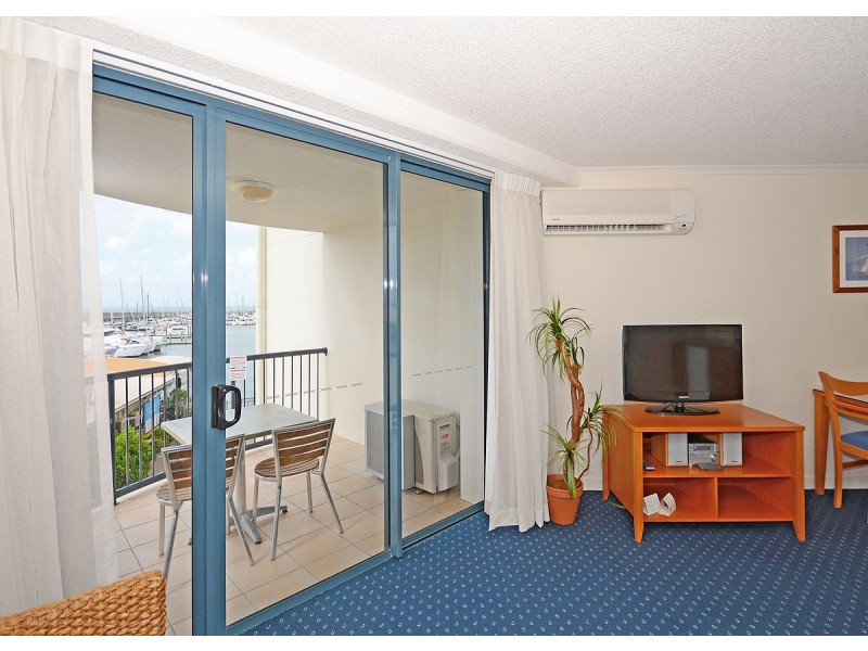 Unit 301 Mantra Resort, Buccaneer Drive, Urangan QLD 4655