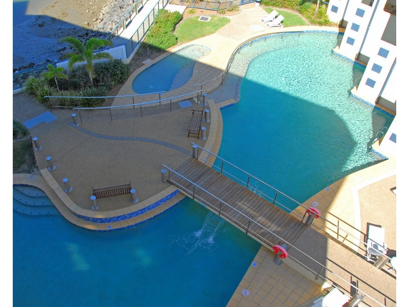 Unit 301 Mantra Resort, Buccaneer Drive, Urangan QLD 4655