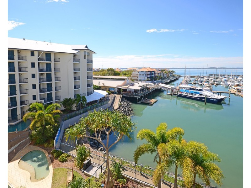 Unit 301 Mantra Resort, Buccaneer Drive, Urangan QLD 4655