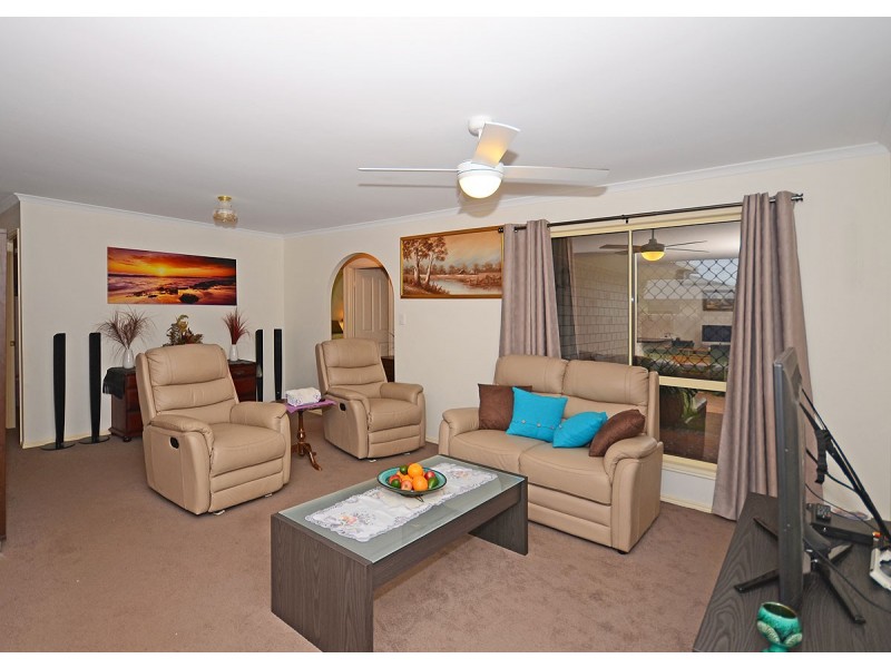 21 Jonwest Close, Torquay QLD 4655