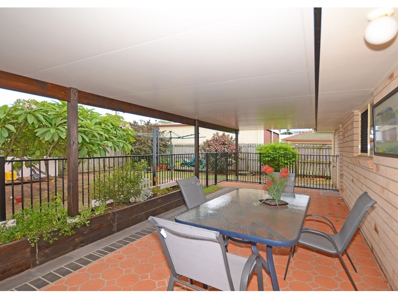 21 Jonwest Close, Torquay QLD 4655