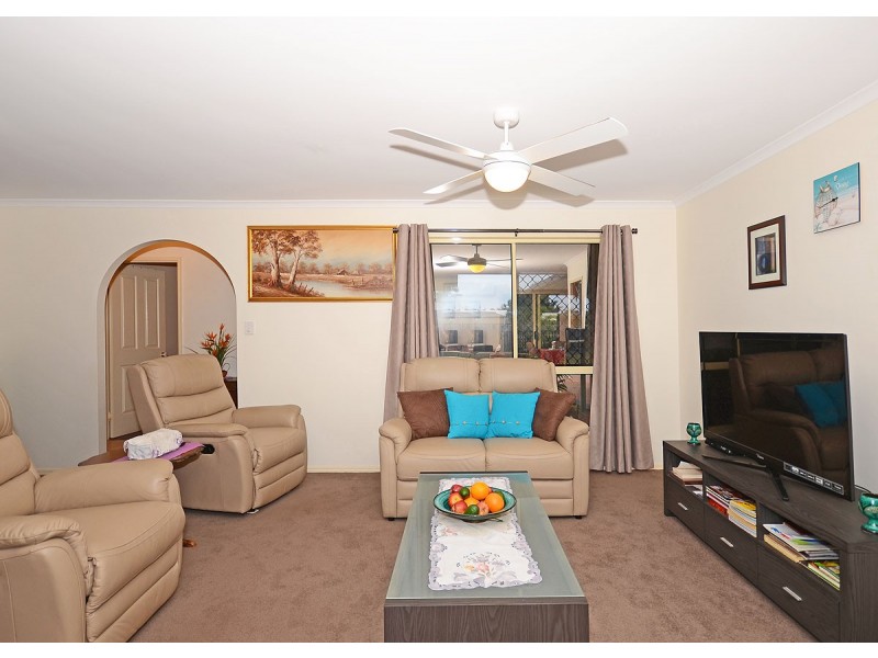 21 Jonwest Close, Torquay QLD 4655