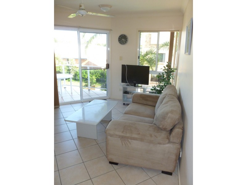 4/378 Esplanade, Scarness QLD 4655