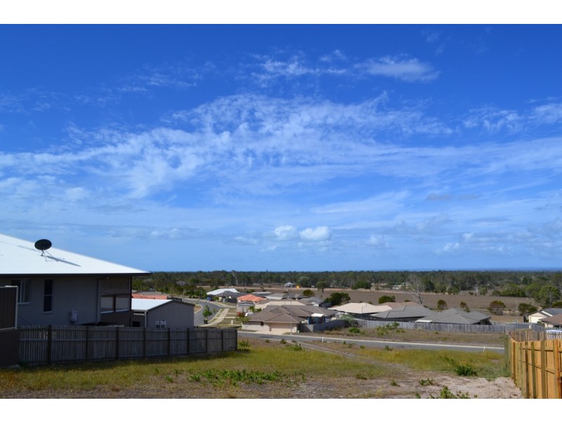 25 Sandy View Drive, Nikenbah QLD 4655