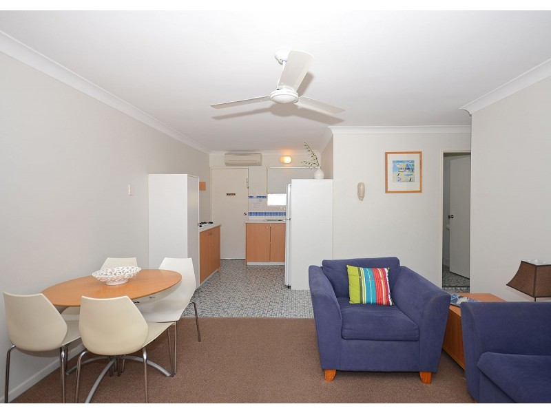 7/13 Ann Street, Torquay QLD 4655