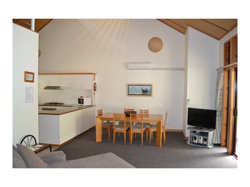 Banksia Villa 501, Fraser Island QLD 4581