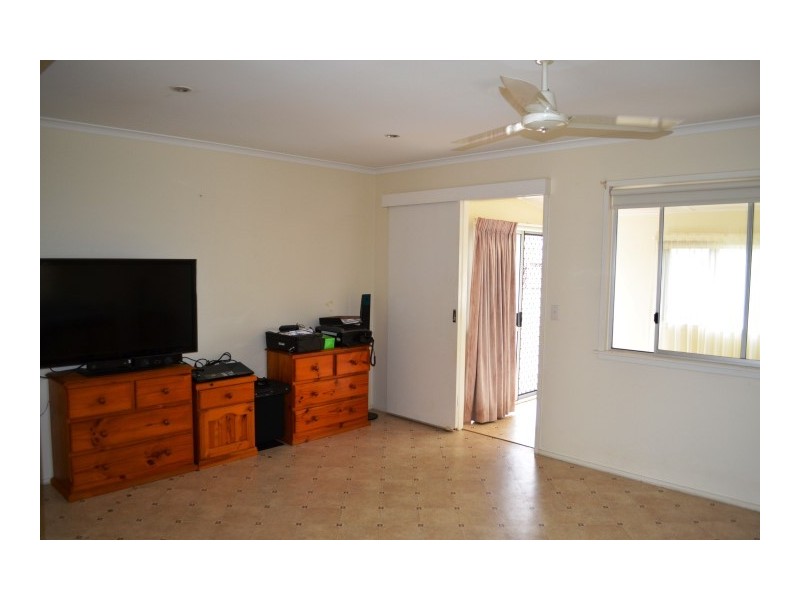18 Minguin Street, Scarness QLD 4655