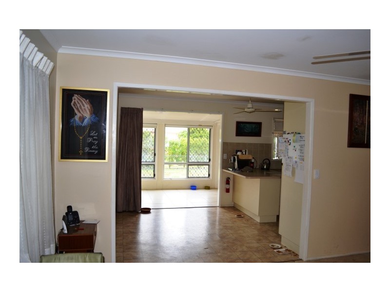 18 Minguin Street, Scarness QLD 4655