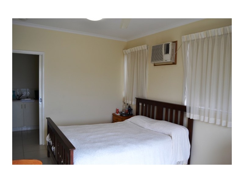 18 Minguin Street, Scarness QLD 4655