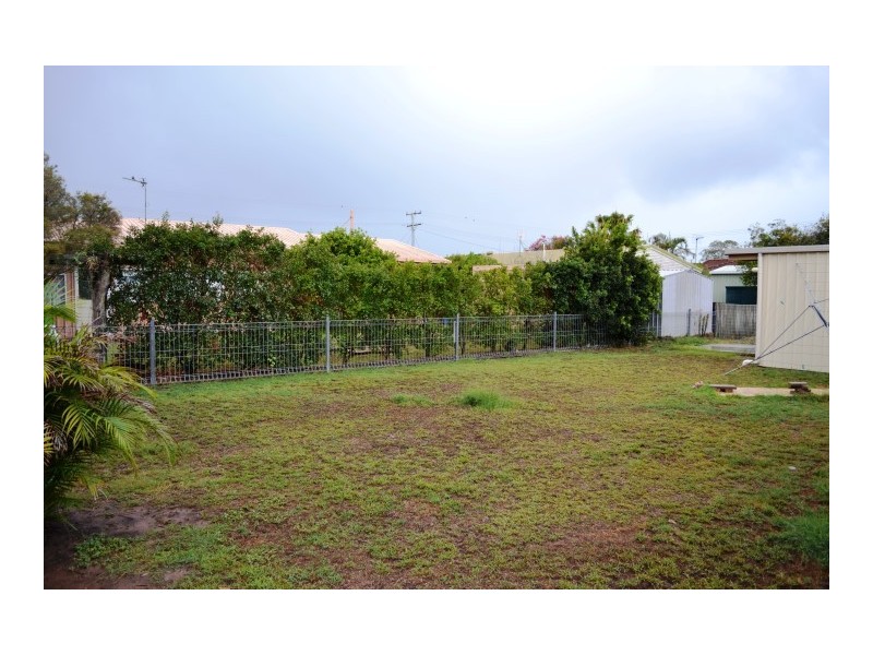 18 Minguin Street, Scarness QLD 4655