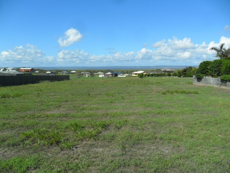 23 Windjammer Circuit, River Heads QLD 4655