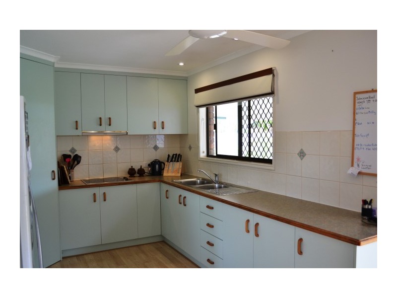 14 Nullor Street, Hervey Bay QLD 4655