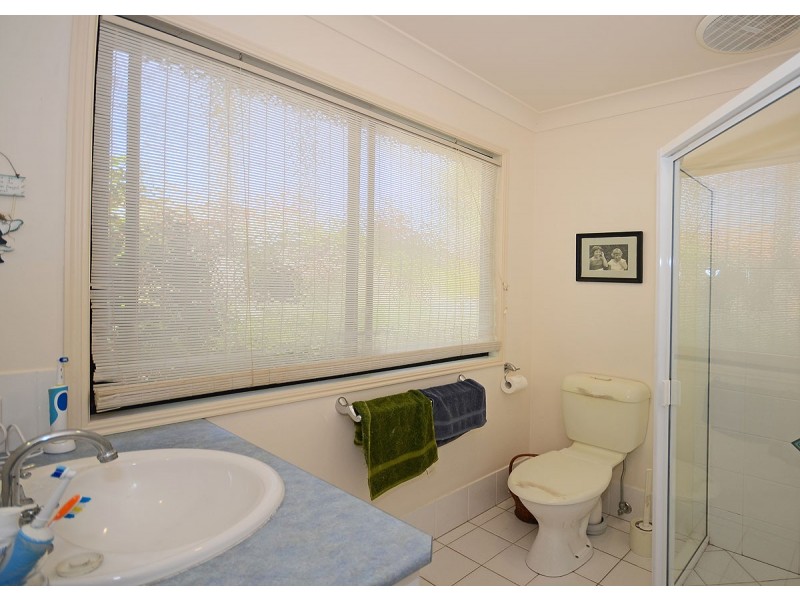 12 Treviso Court, Urangan QLD 4655