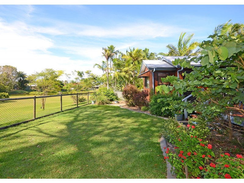 12 Treviso Court, Urangan QLD 4655