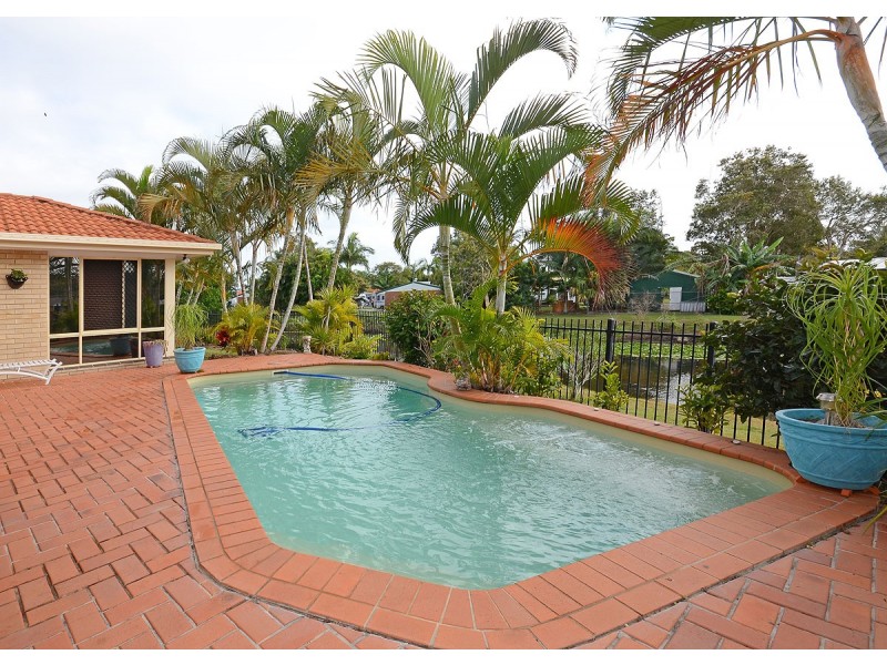 3 Florida Court, Torquay QLD 4655