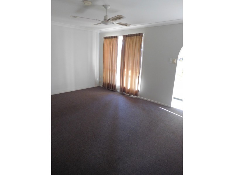 43 Bunker Avenue, Urraween QLD 4655