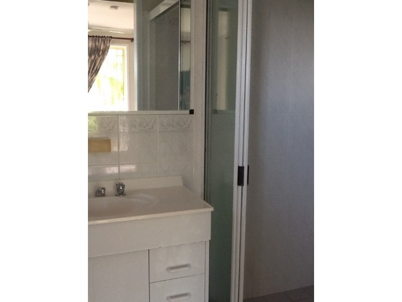 43 Bunker Avenue, Urraween QLD 4655