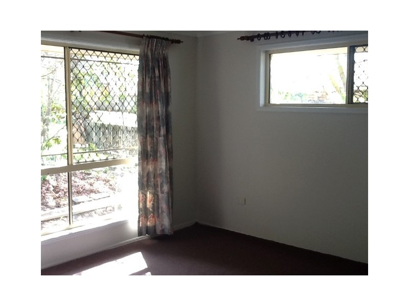 43 Bunker Avenue, Urraween QLD 4655